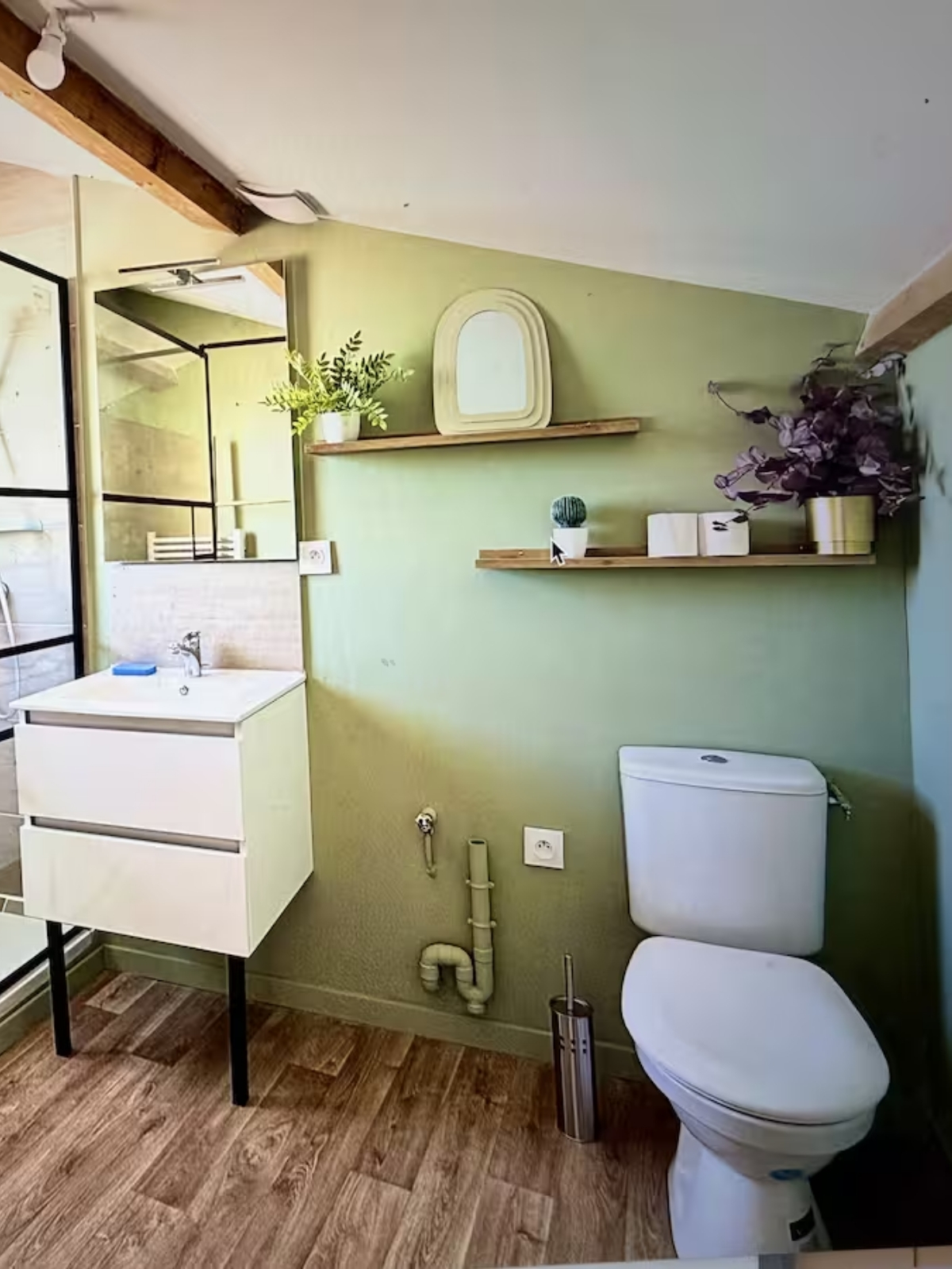 Nos appartements toilettes salle de bain appartement T3 Nîmes