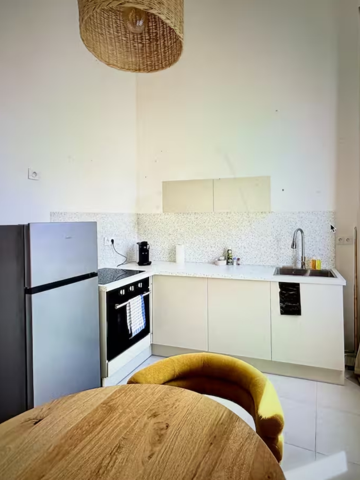 Nos appartements cuisine équipée moderne appartement T3 Nîmes centre