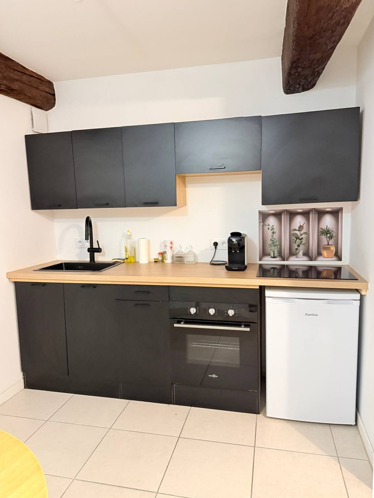 Nos appartements cuisine équipée studio Nîmes centre décoration zen