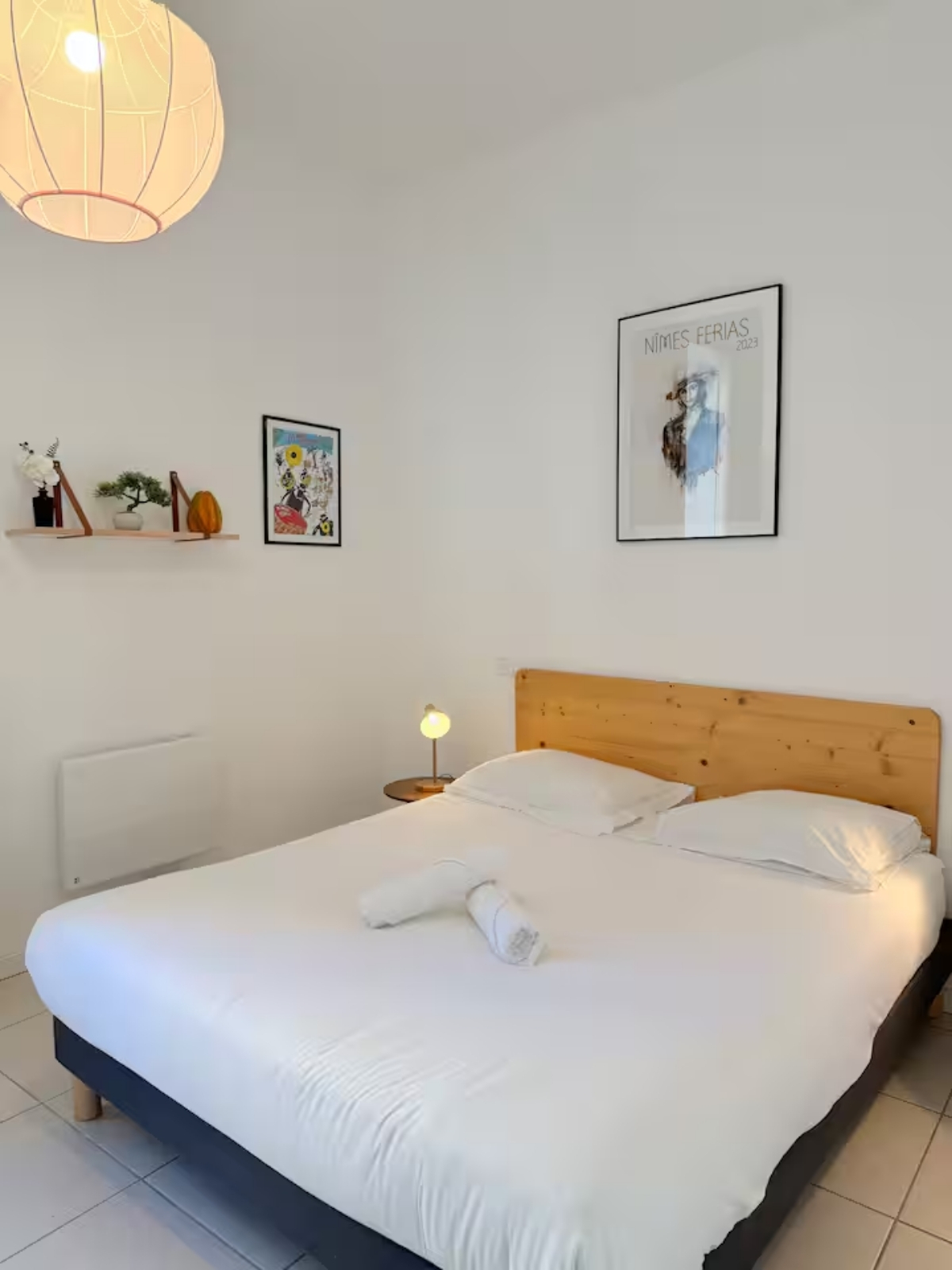 Nos appartements lit double chambre appartement T2 Nîmes centre La féria